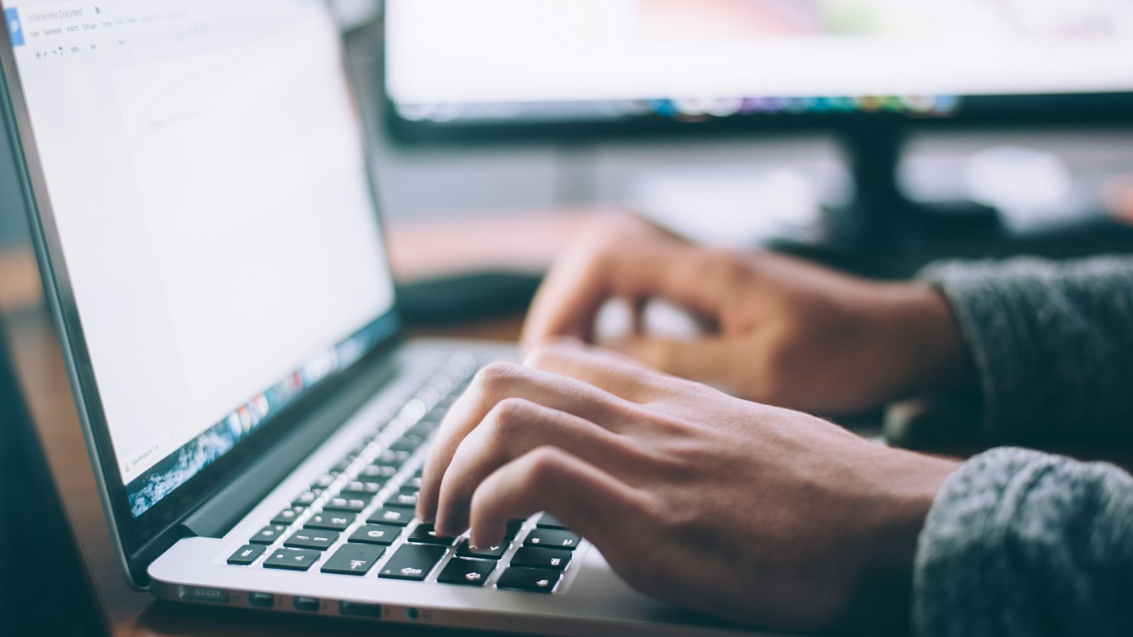 Claude Cowork: What It Does and Which Subscription You Need