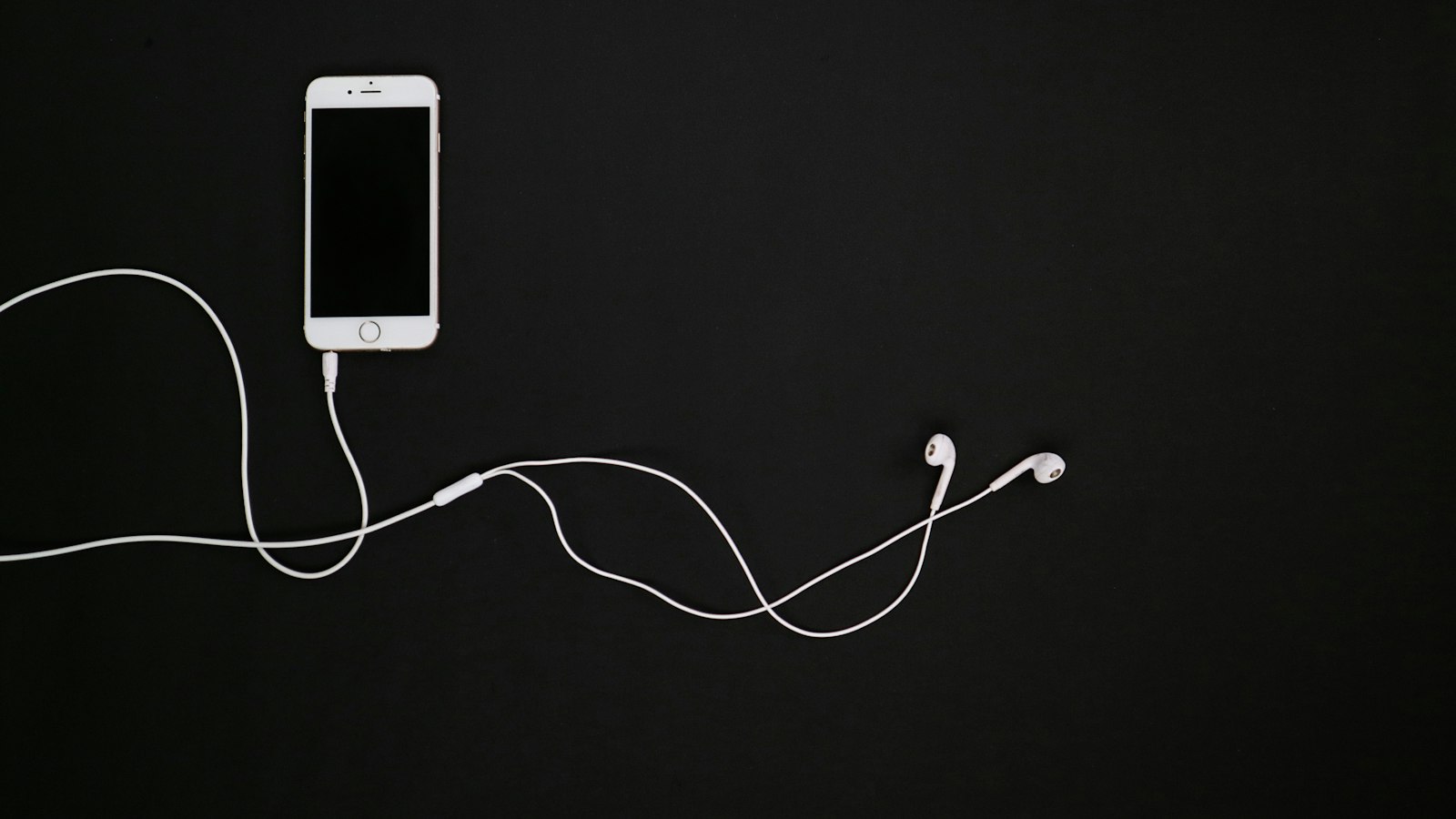 How to Subscribe to Apple Music with MTN in Nigeria: Codes, Price and Cancellation